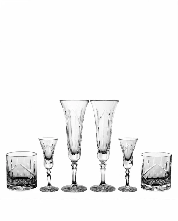 Kryształowy zestaw prezentowy dla Pary Młodej z grawerem – kieliszki do szampana 2szt, kieliszki do wódki 2szt, szklanki do whisky 2szt Simple SZ20E