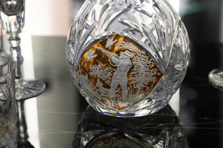 Kryształowa karafka myśliwska do wina 750ml Młynek - prezent dla myśliwego