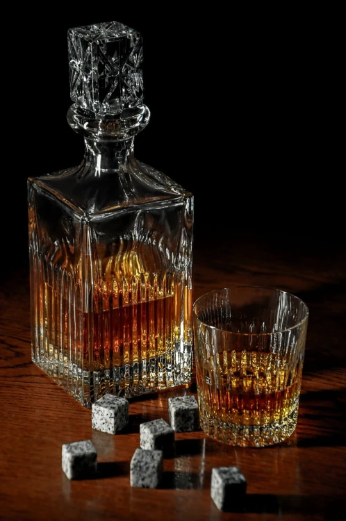 Kryształowa karafka do whisky 750ml Universe