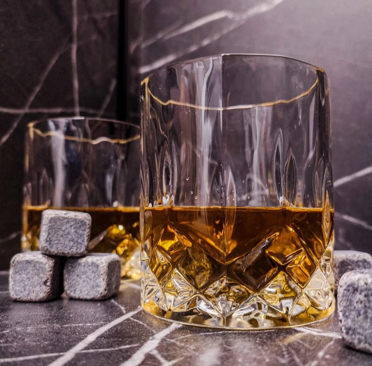 Zestaw do whisky: kryształowa karafka+ kryształowe szklanki do whisky 6szt Crystalline Opera