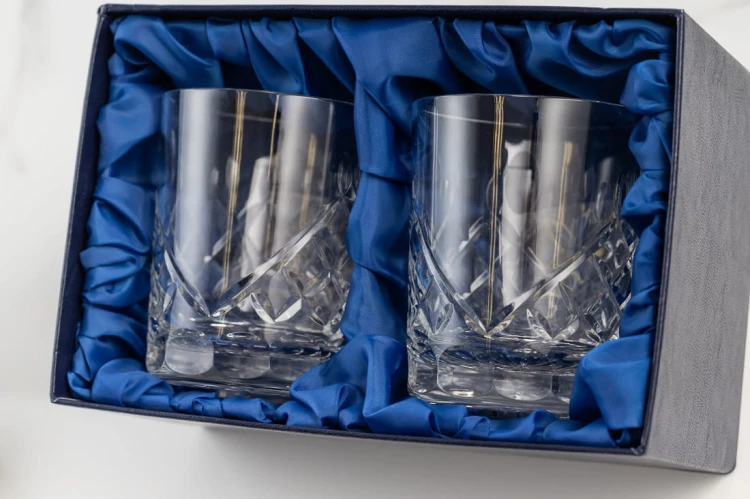 Prezent na ślub: kryształowe szklanki do whisky z grawerem 260ml Elixir EK80E 2szt w opakowaniu prezentowym