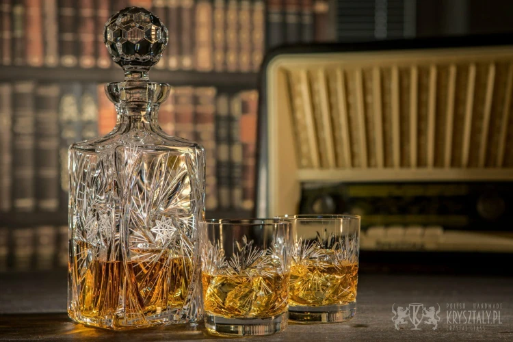 Zestaw do whisky: kryształowa karafka + kryształowe szklanki do whisky 2szt w opakowaniu prezentowym Młynek MZ23 podziękowanie dla Świadków