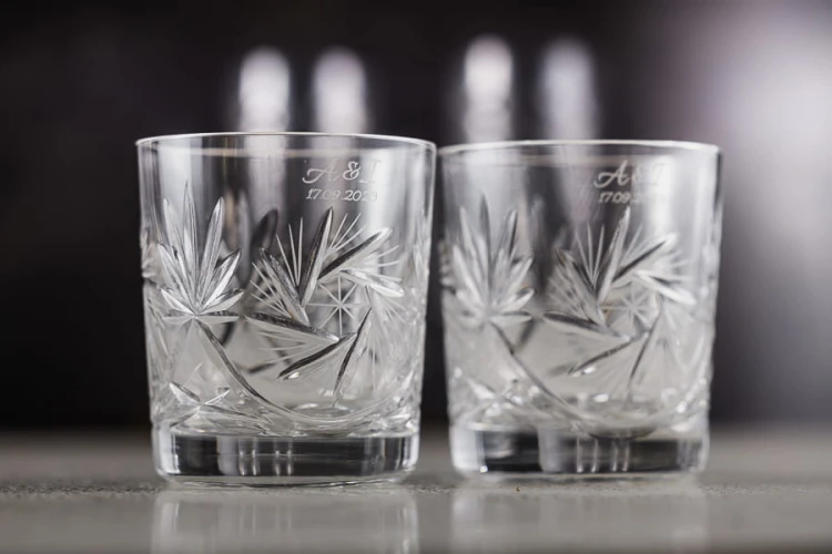 Kryształowe szklanki do whisky z grawerem 300ml Młynek MK80 2szt + opakowanie ozdobne z eko skóry