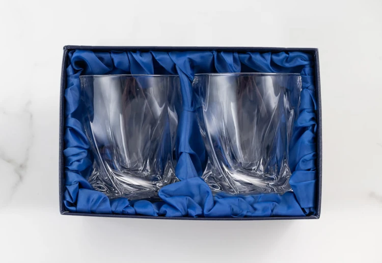 Kryształowe szklanki do whisky Quadro 340ml 2szt w pudełku prezentowym z eko-skóry