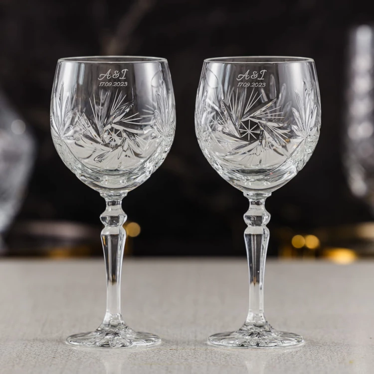 Kryształowe kieliszki do wina 300ml Młynek MK34 z grawerem na rancie 2szt