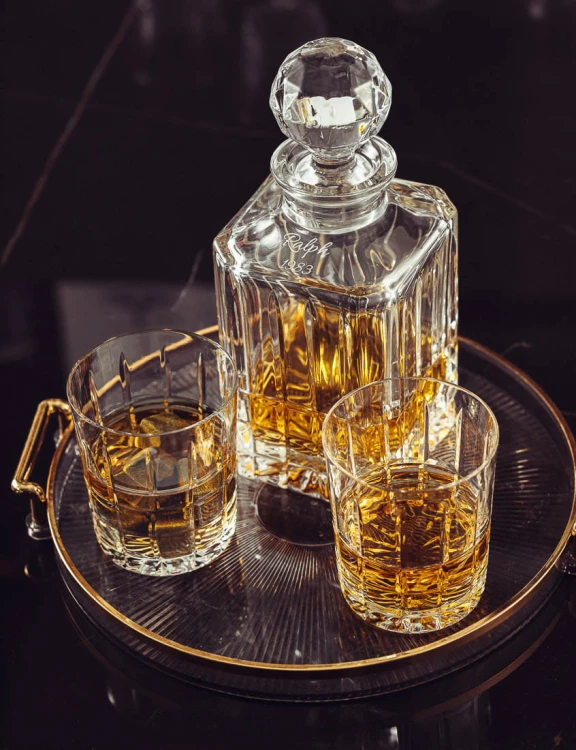 Whisky stones kamienie lodowe kostki do whisky 12szt. w opakowaniu drewnianym