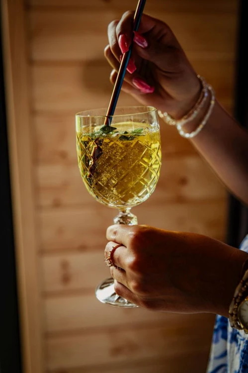 Kryształowe kieliszki do wina z grawerem 220ml King KK38 2szt