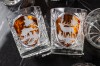Prezent dla myśliwego – kryształowe szklanki do whisky z motywem myśliwskim bursztynowe MK80 2szt