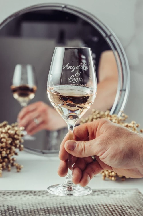 Kryształowy kieliszek do wina z kryształkami Swarovskiego z imieniem, 360ml, 1szt- prezent na walentynki dla niej