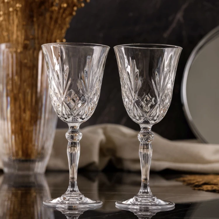 Personalizowane kryształowe kieliszki do wina Melodia w pudełku prezentowym z grawerem: Miłość, Radość, Zdrowie, Bezpieczeństwo, Spokój, Sukces